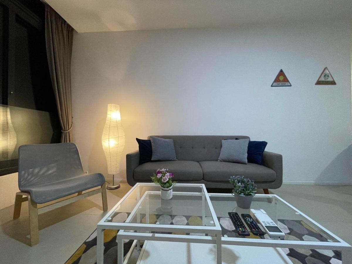 Arcoris, Mont Kiara By Mk Home Kuala Lumpur Bagian luar foto