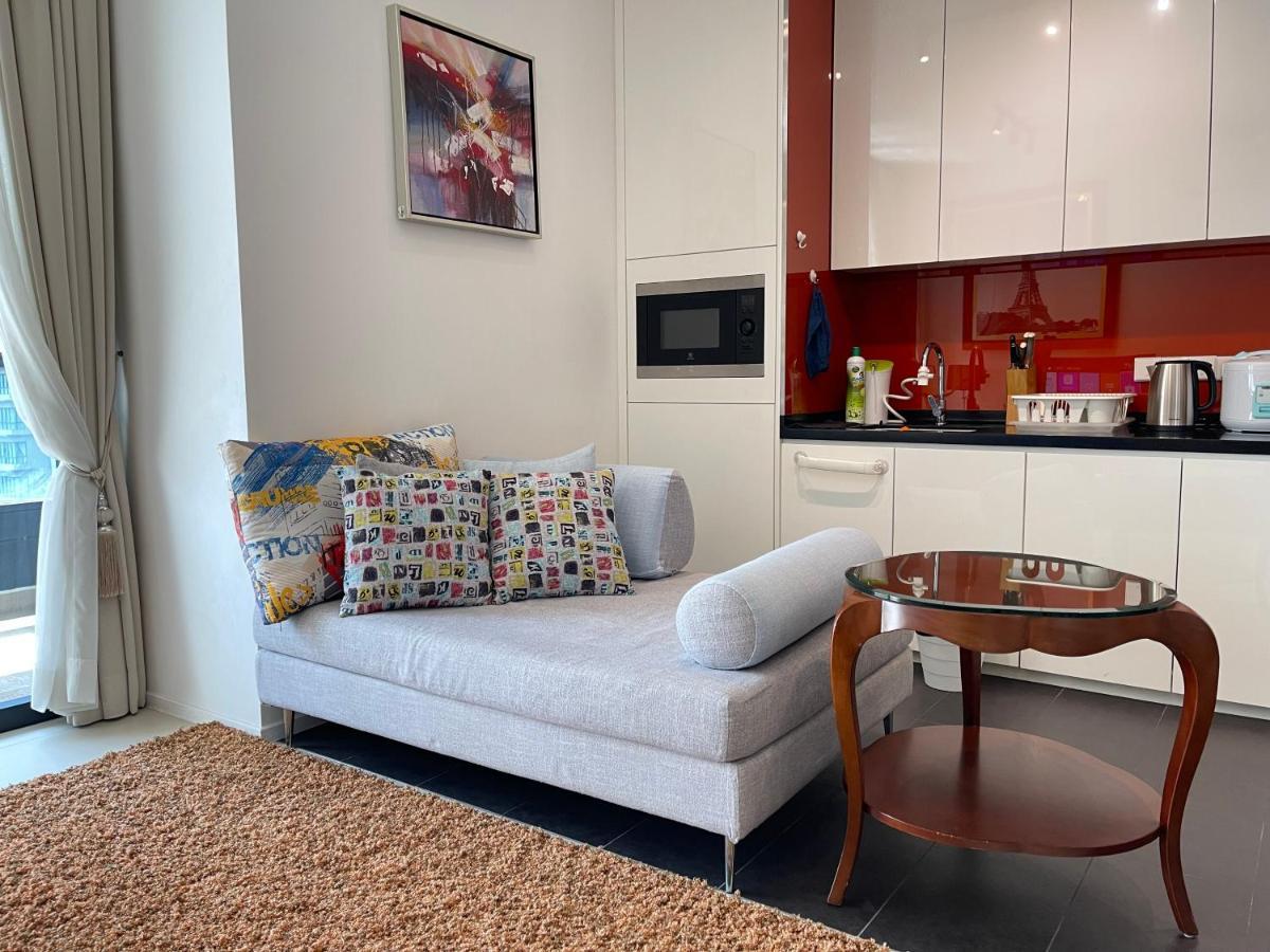 Arcoris, Mont Kiara By Mk Home Kuala Lumpur Bagian luar foto
