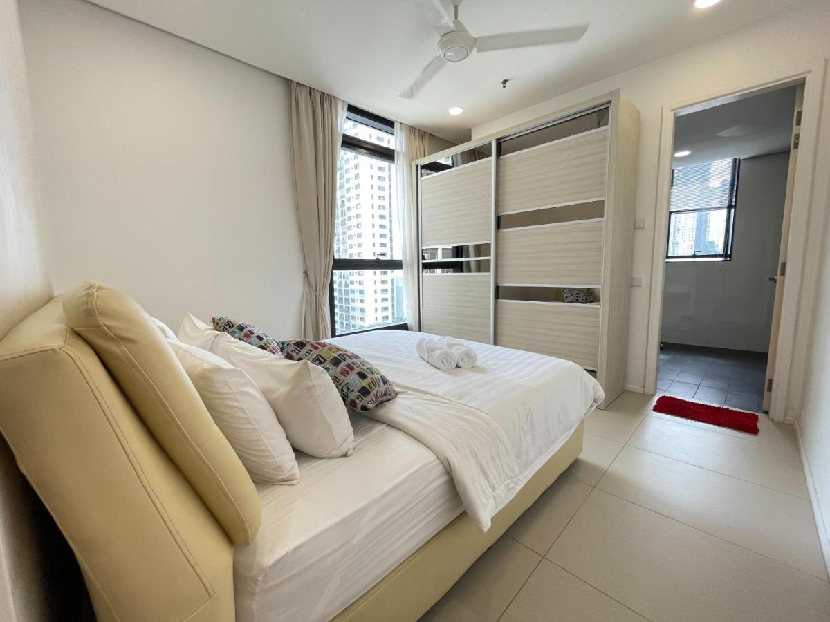 Arcoris, Mont Kiara By Mk Home Kuala Lumpur Bagian luar foto