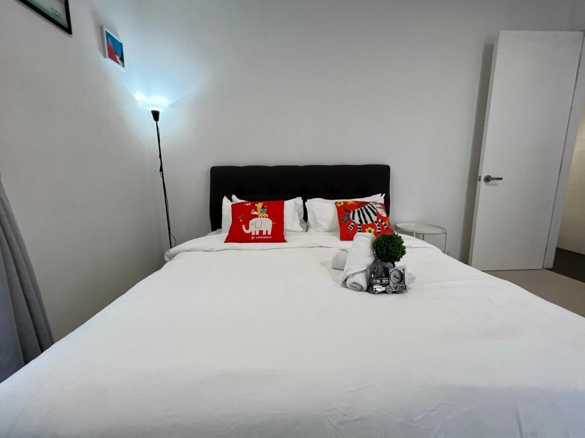 Arcoris, Mont Kiara By Mk Home Kuala Lumpur Bagian luar foto