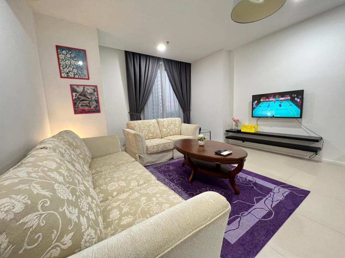 Arcoris, Mont Kiara By Mk Home Kuala Lumpur Bagian luar foto